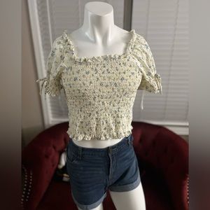 cute bandeau style blouse with puff sleeves